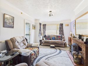 Sitting Room- click for photo gallery